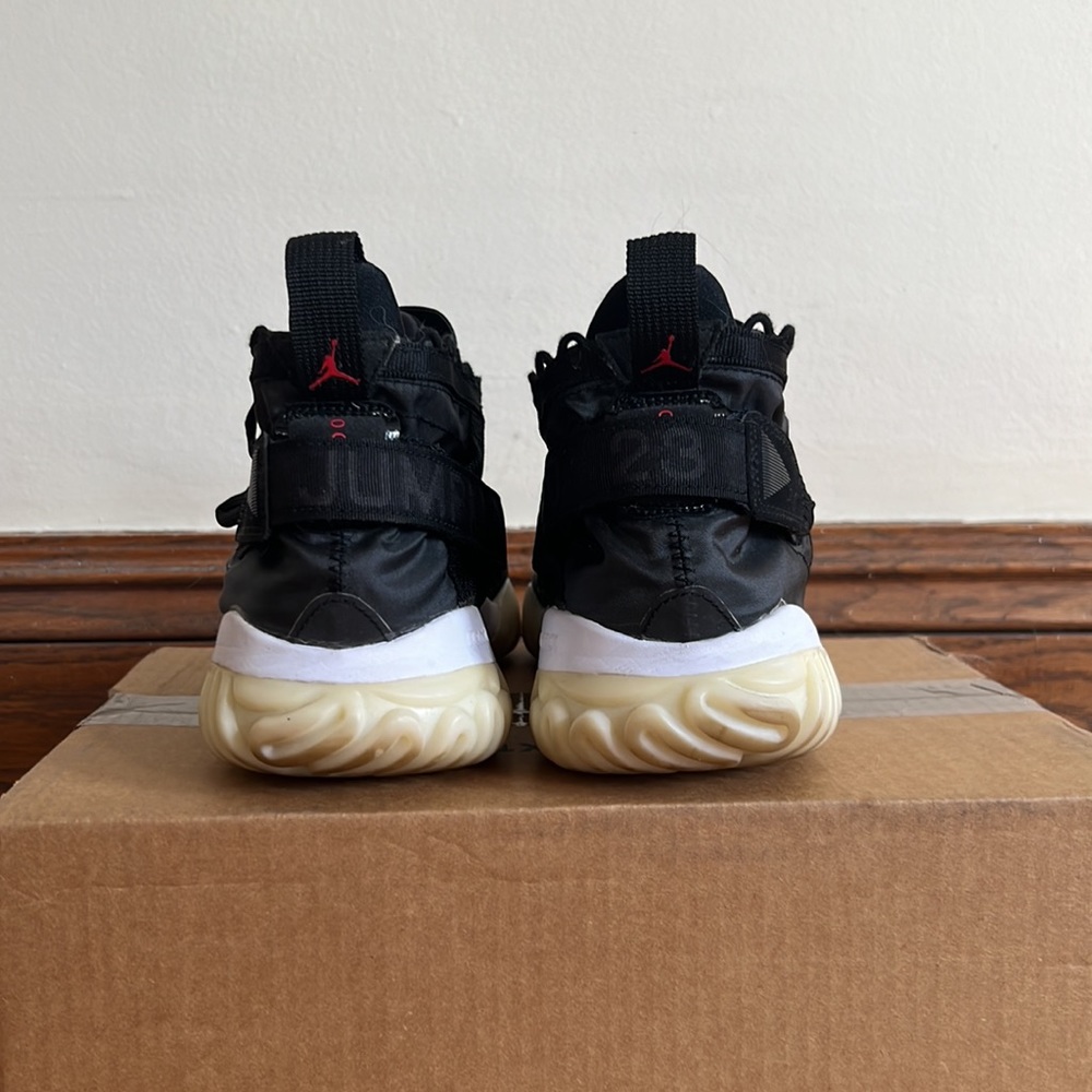 Jordan Proto React - image 3